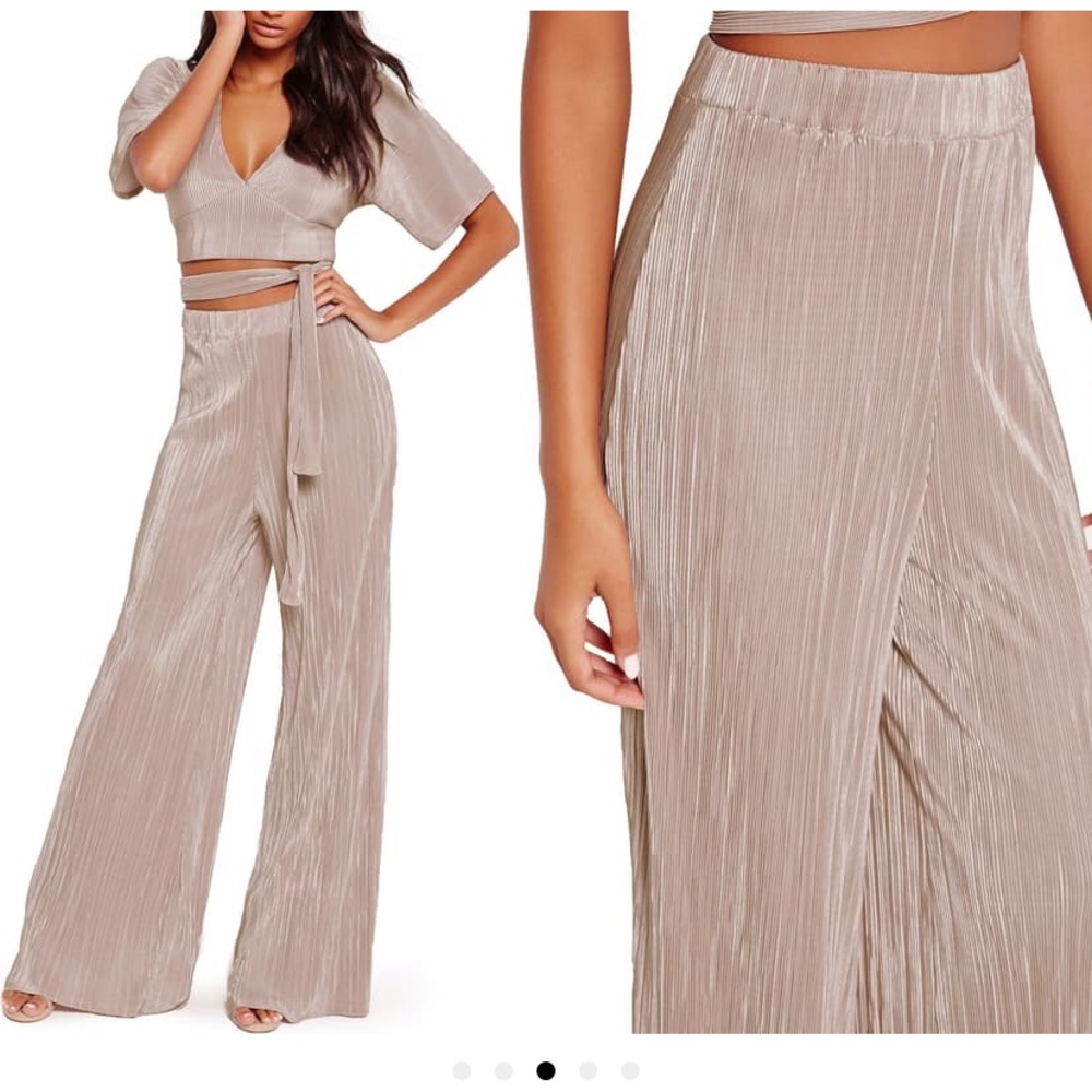 MISSGUIDED Wide Leg Pleat Trousers